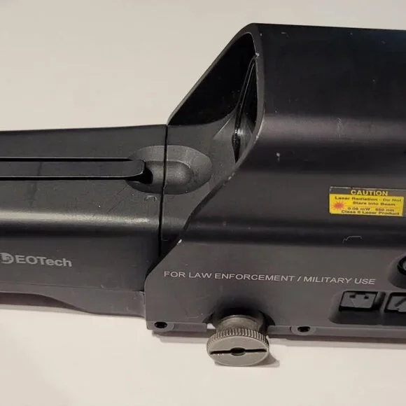 EOTech 557.AR223 Holographic Sight – Excellent Condition – Box & Manual Included - Picture 3 of 8